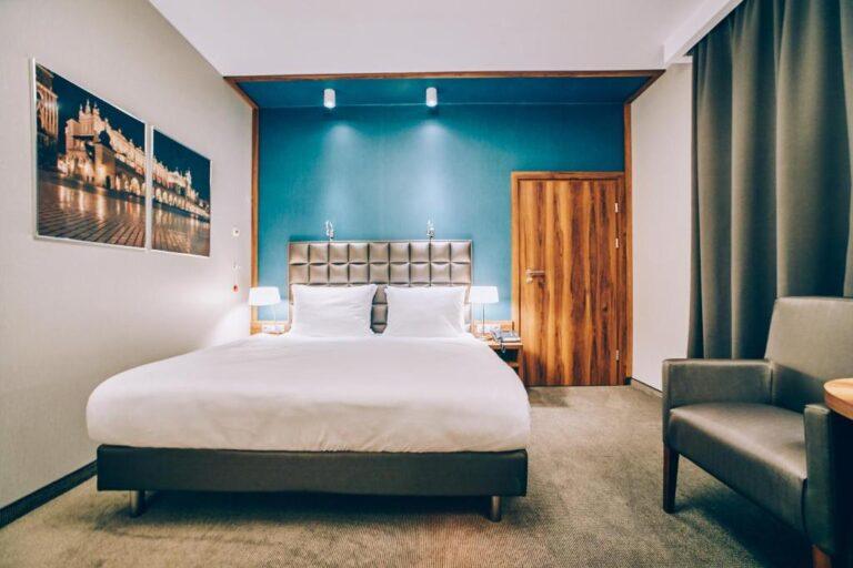 holiday-inn-krakow-city-centre-1lieu1salle-events.jpg