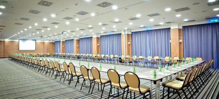 holiday-inn-krakow-city-centre-1lieu1salle-meetings.jpg
