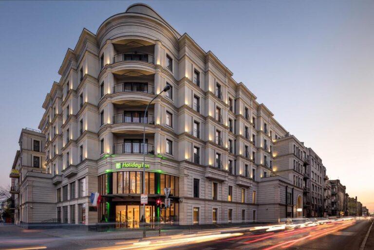 holiday-inn-lodz-1lieu1salle-evenement.jpg