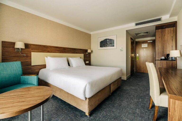holiday-inn-lodz-1lieu1salle-evenements.jpg