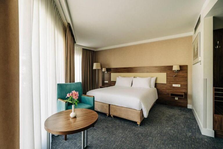 holiday-inn-lodz-1lieu1salle-event.jpg