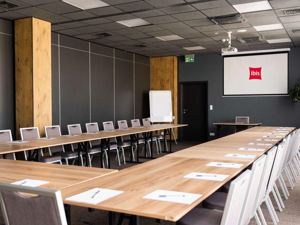 ibis-poznan-polnoc-1lieu1salle-meetings.jpg