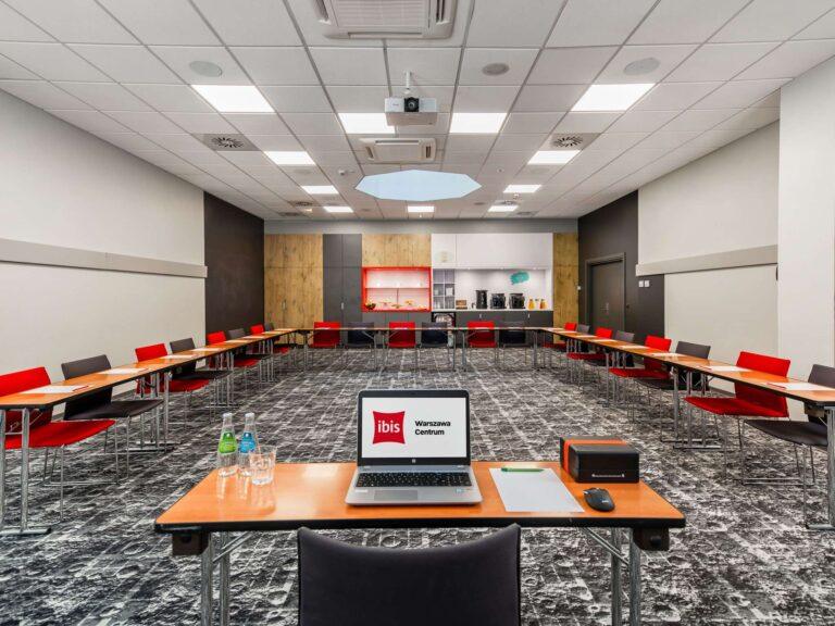 ibis-warsaw-centrum-1lieu1salle-meetings.jpg