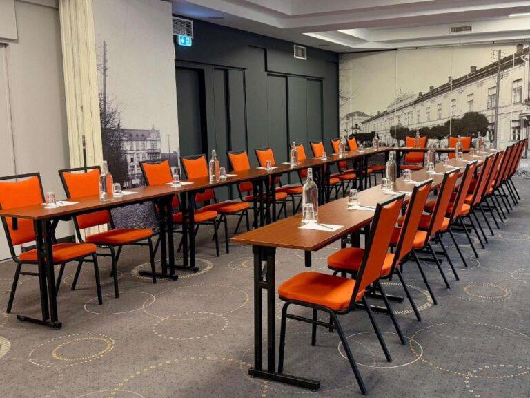 mercure-czestochowa-centrum-1lieu1salle-reunion.jpg