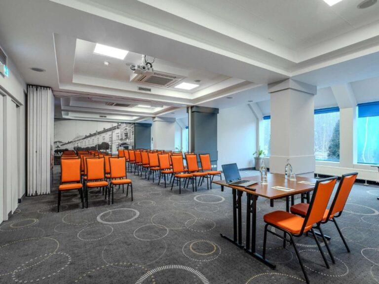 mercure-czestochowa-centrum-1lieu1salle-reunions.jpg
