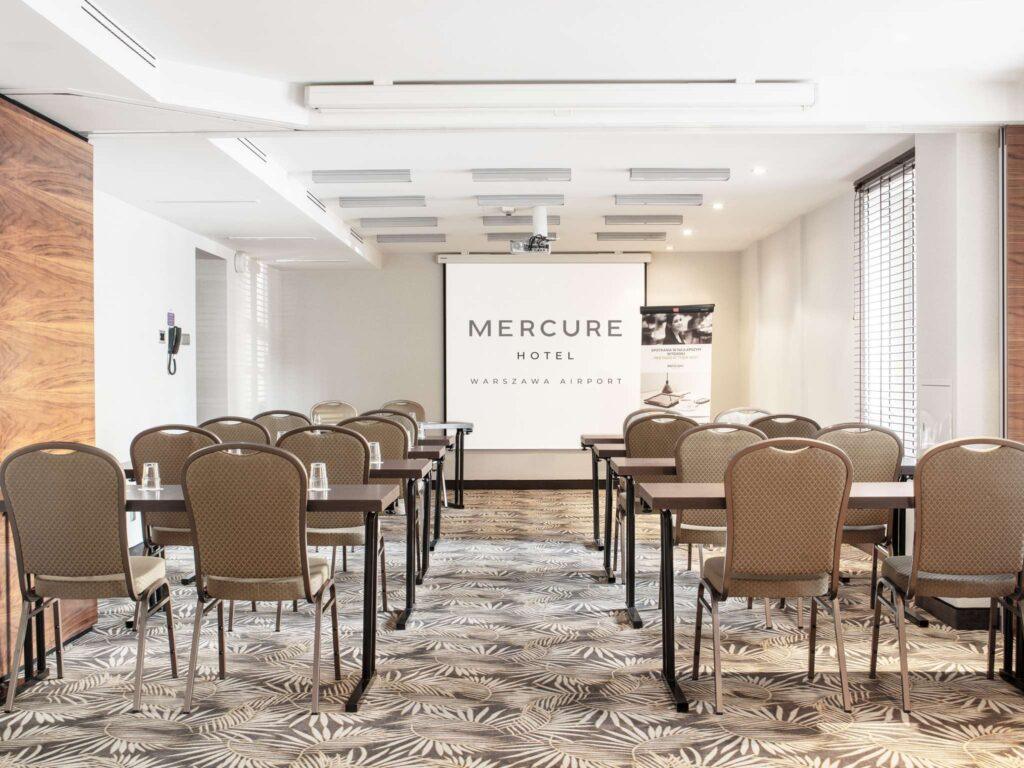 mercure-warszawa-airport-1lieu1salle-reunion.jpg