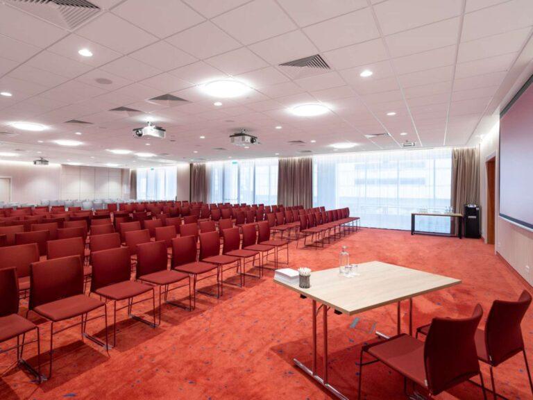 mercure-warszawa-centrum-1lieu1salle-meeting.jpg
