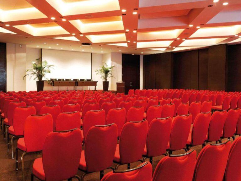 movenpick-gammarth-tunis-1lieu1salle-meeting.jpg
