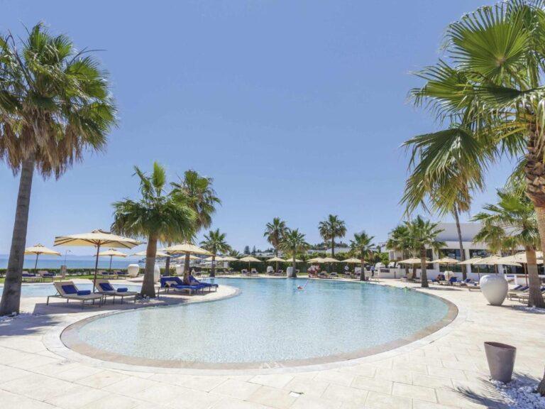 movenpick-gammarth-tunis-1lieu1salle-seminaires.jpg