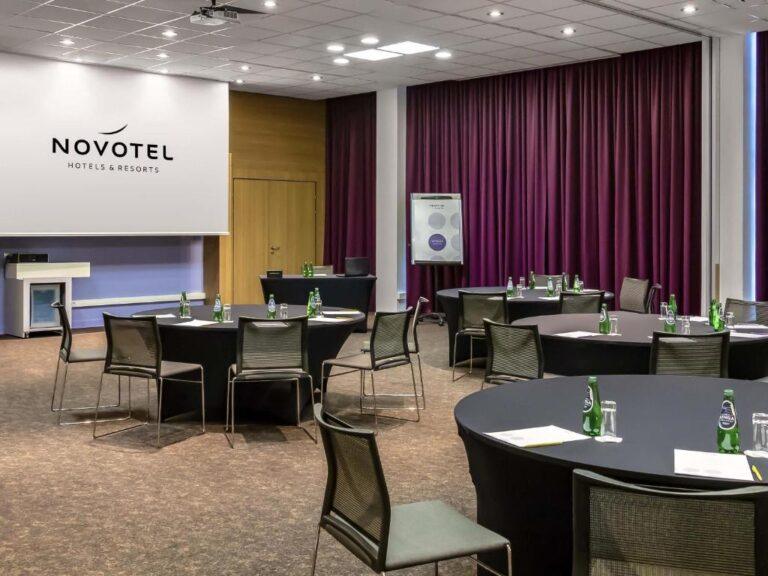 novotel-lodz-centrum-1lieu1salle-reunions.jpg