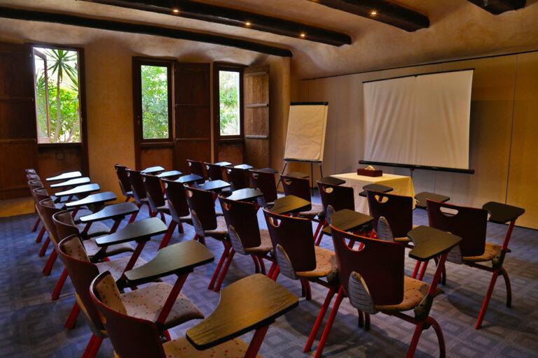 odyssee-thalasso-zarzis-1lieu1salle-meeting.jpg