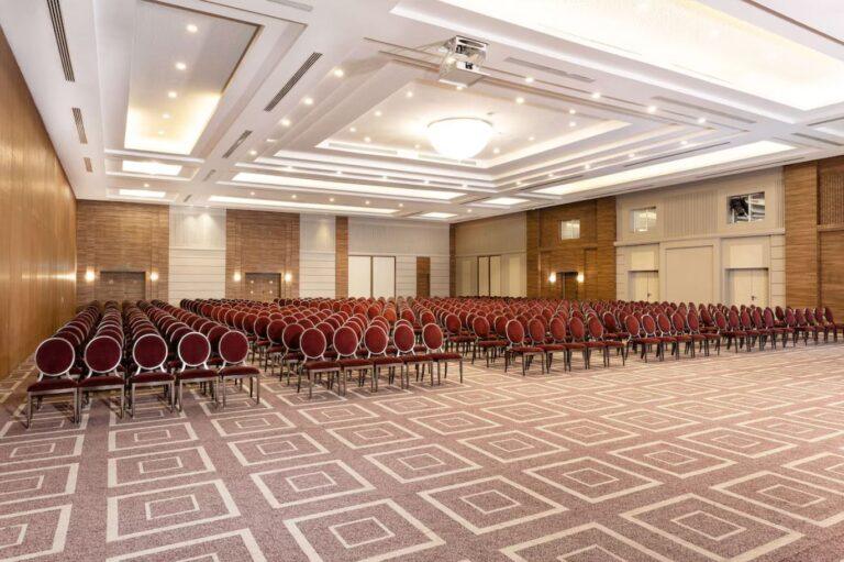 radisson-blu-convention-tunis-1lieu1salle-meeting.jpg