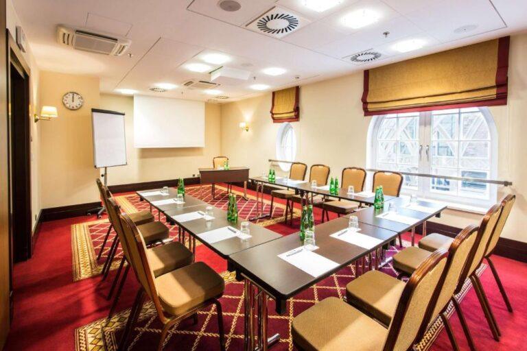 radisson-blu-gdansk-1lieu1salle-reunion.jpg