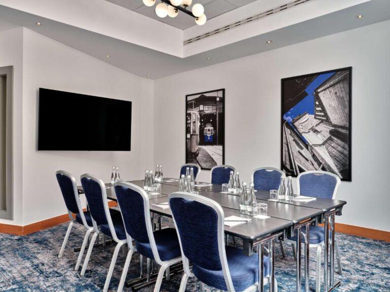 radisson-blu-krakow-1lieu1salle-reunion.jpg