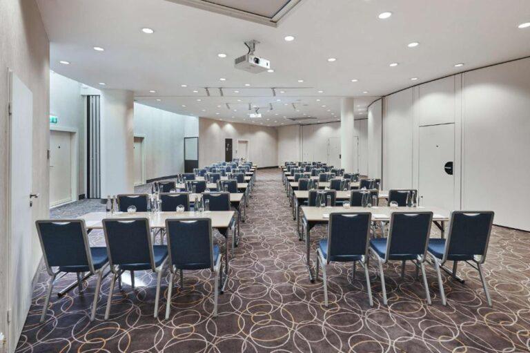 radisson-blu-sobieski-warsaw-1lieu1salle-meetings.jpg
