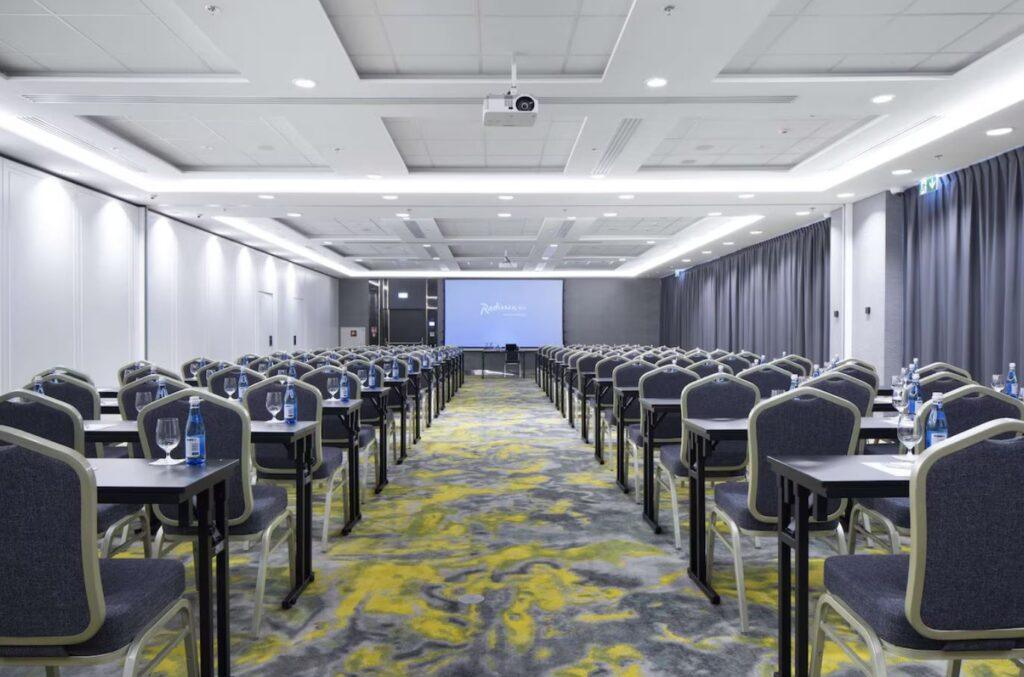 radisson-blu-swinoujscie-1lieu1salle-meeting.jpg
