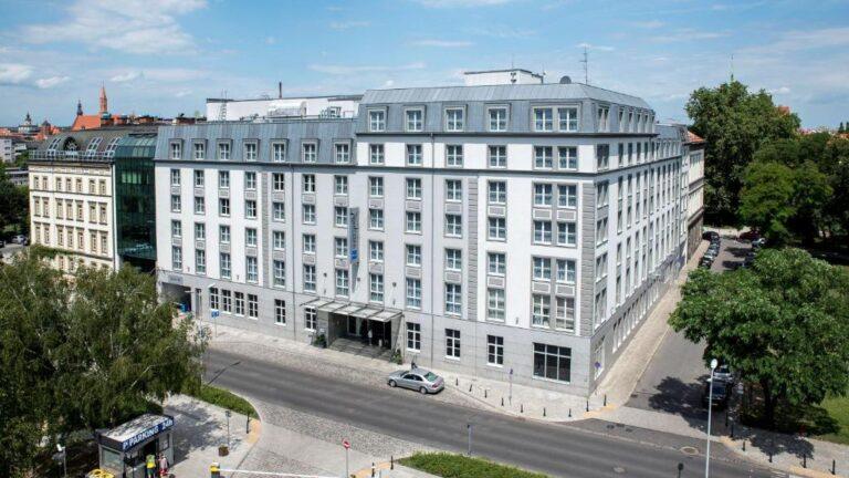 radisson-blu-wroclaw-1lieu1salle-evenement.jpg
