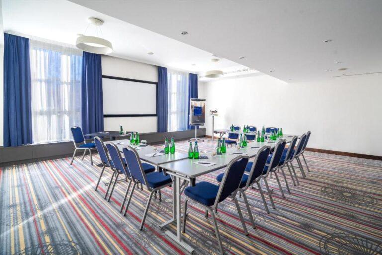 radisson-blu-wroclaw-1lieu1salle-reunions.jpg