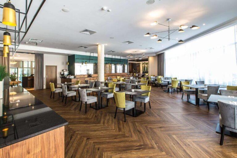 radisson-blu-wroclaw-1lieu1salle-seminaire.jpg