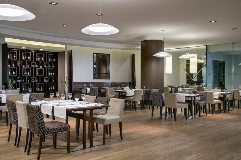 sheraton-bucarest-1lieu1salle-reunions.jpg