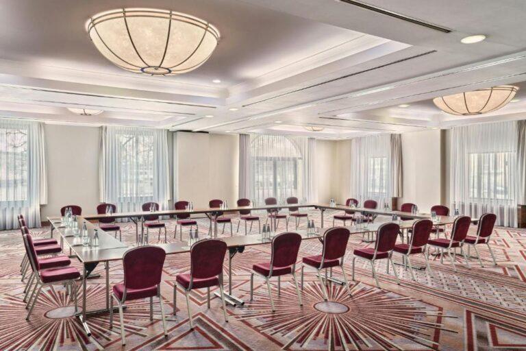 sheraton-grand-krakow-1lieu1salle-meetings.jpg