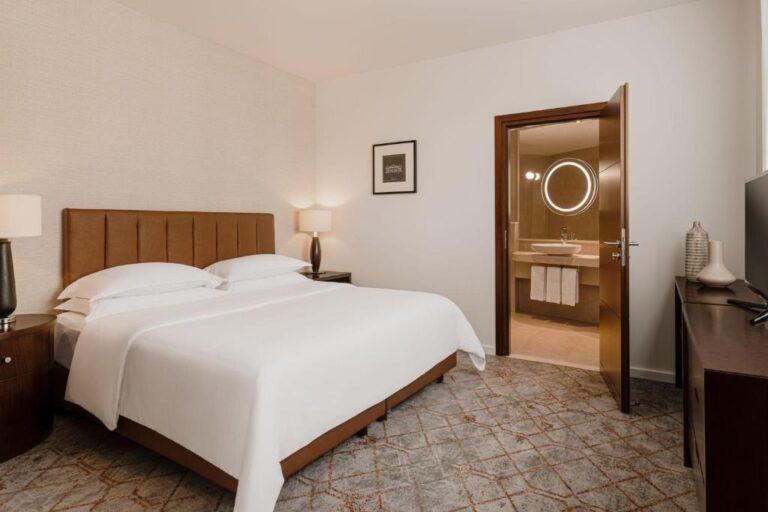 sheraton-poznan-1lieu1salle-event.jpg