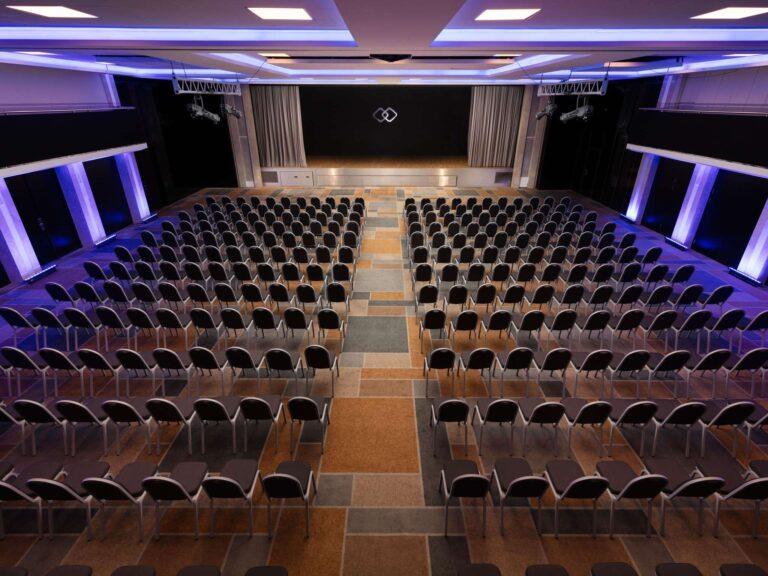 sofitel-warsaw-victoria-1lieu1salle-meeting.jpg