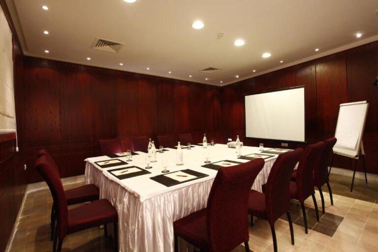 tunis-grand-hotel-1lieu1salle-meetings.jpg