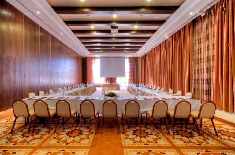 verdi-tunis-beach-1lieu1salle-meeting.jpg