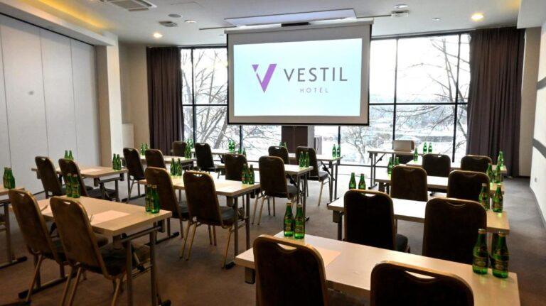 vestil-piotrkow-trybunalski-1lieu1salle-meeting.jpg