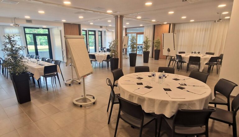 Espace-de-reunion-modulable-2.jpg