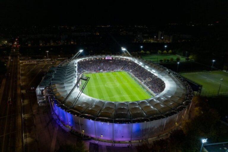 Stadium.jpg