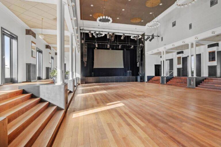 bw-torvehallerne-1lieu1salle-meetings.jpg