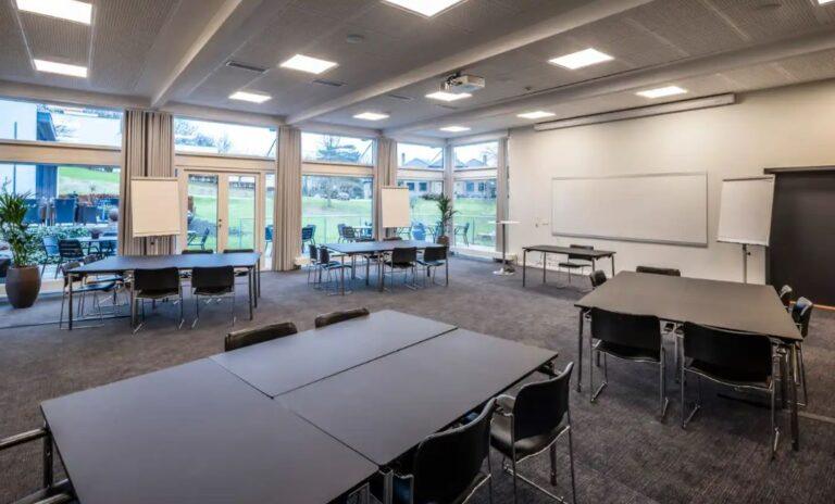 comwell-holte-1lieu1salle-meeting.jpg
