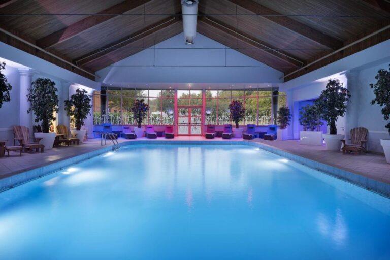 delta-hotels-huntingdon-1lieu1salle-seminaires.jpg