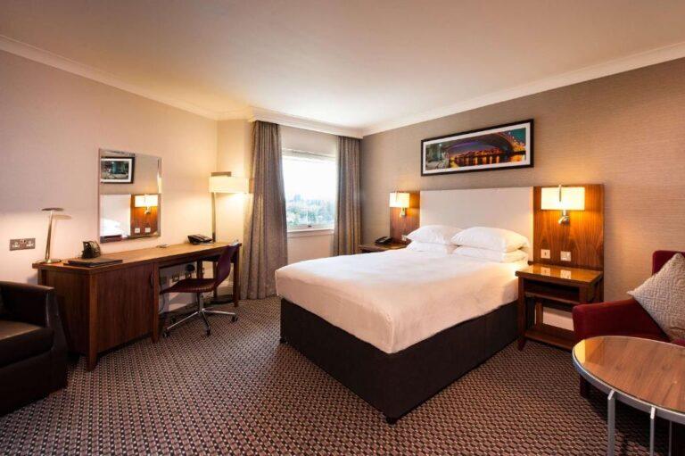 doubletree-glasgow-strathclyde-1lieu1salle-evenements.jpg