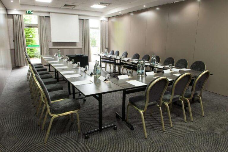 doubletree-glasgow-strathclyde-1lieu1salle-meeting.jpg