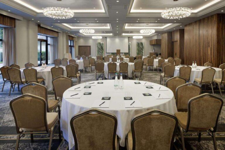 doubletree-hilton-belfast-templepatrick-1lieu1salle-reunions.jpg