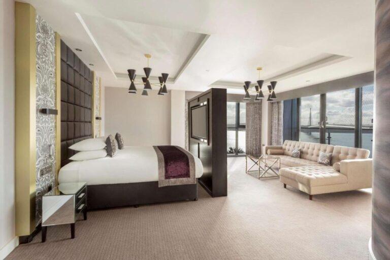 doubletree-hilton-edinburgh-queensferry-1lieu1salle-event.jpg