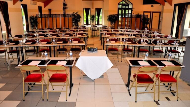 golf-hotel-de-mont-griffon-1lieu1salle-evenements.jpg
