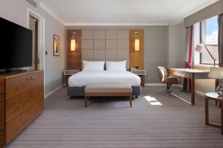 hilton-cambridge-city-centre-1lieu1salle-evenements.jpg