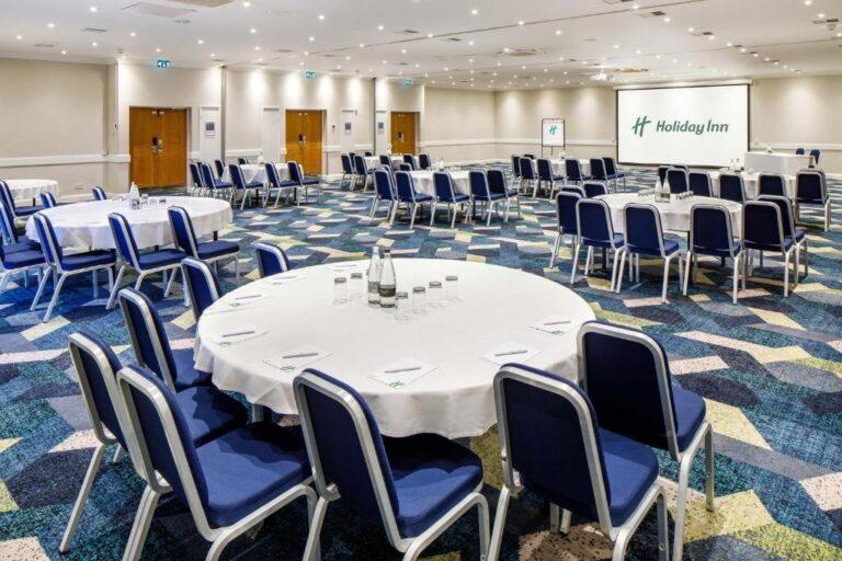 holiday-inn-basildon-1lieu1salle-reunions.jpg
