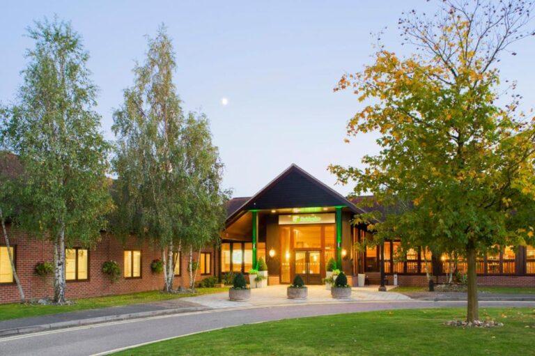 holiday-inn-colchester-1lieu1salle-evenement.jpg