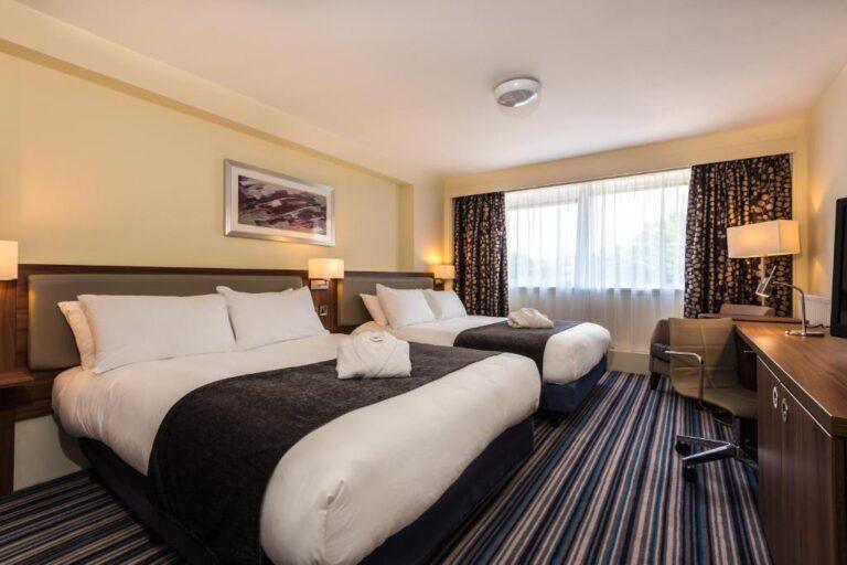 holiday-inn-colchester-1lieu1salle-events.jpg