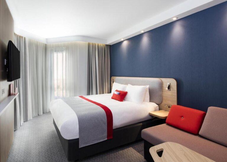 holiday-inn-express-belfast-city-1lieu1salle-evenements.jpg