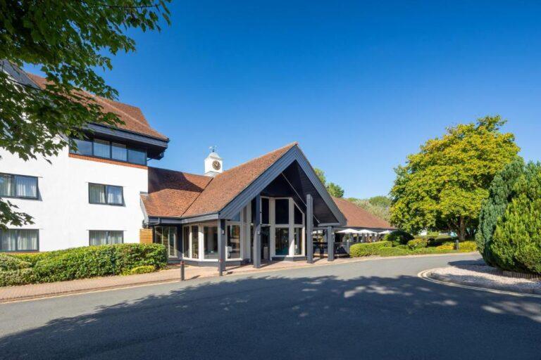 holiday-inn-hemel-hempstead-1lieu1salle-evenement.jpg