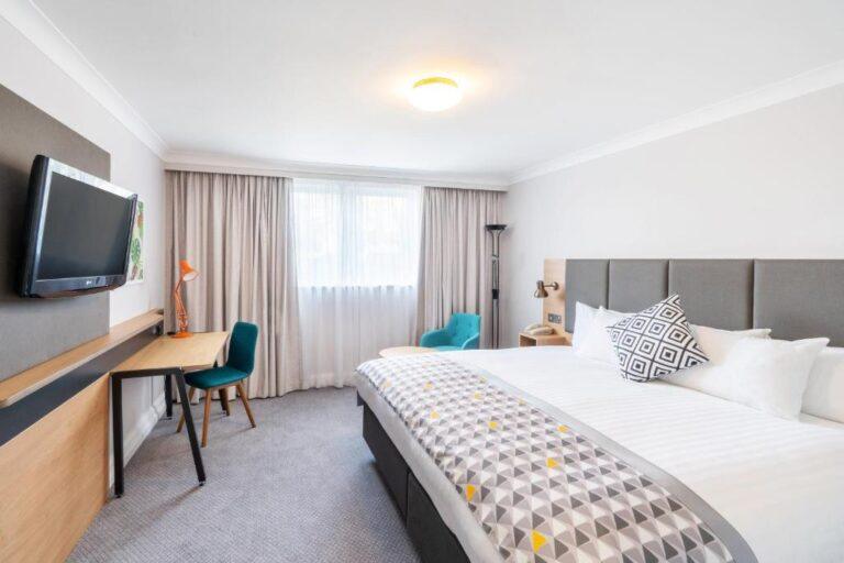 holiday-inn-hemel-hempstead-1lieu1salle-evenements.jpg
