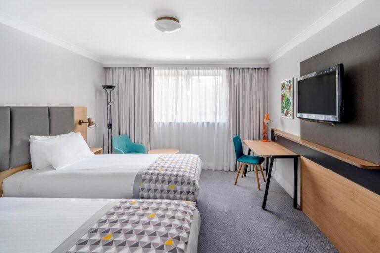 holiday-inn-hemel-hempstead-1lieu1salle-events.jpg