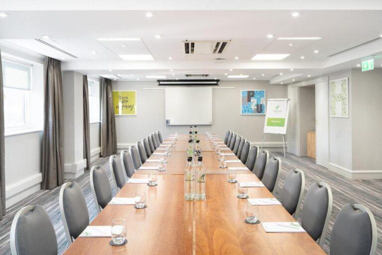 holiday-inn-hemel-hempstead-1lieu1salle-reunions.jpg