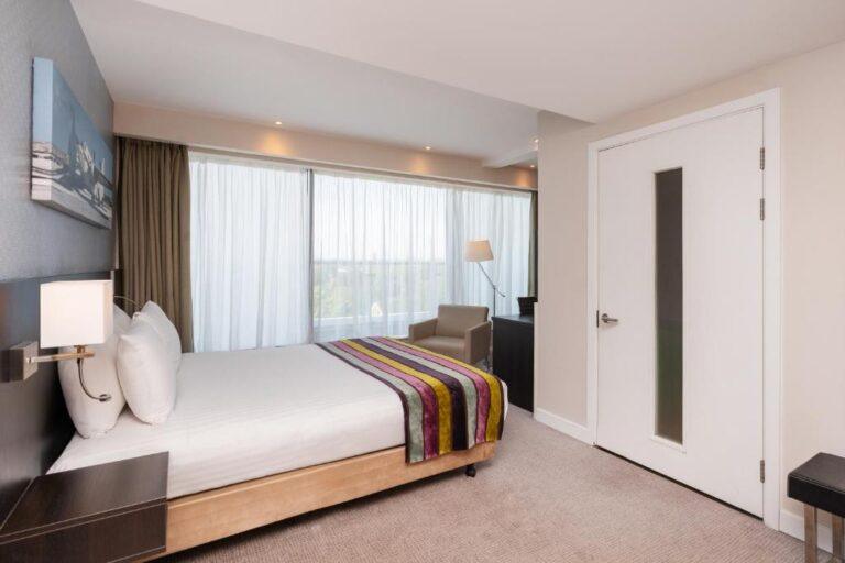 holiday-inn-southend-1lieu1salle-events.jpg